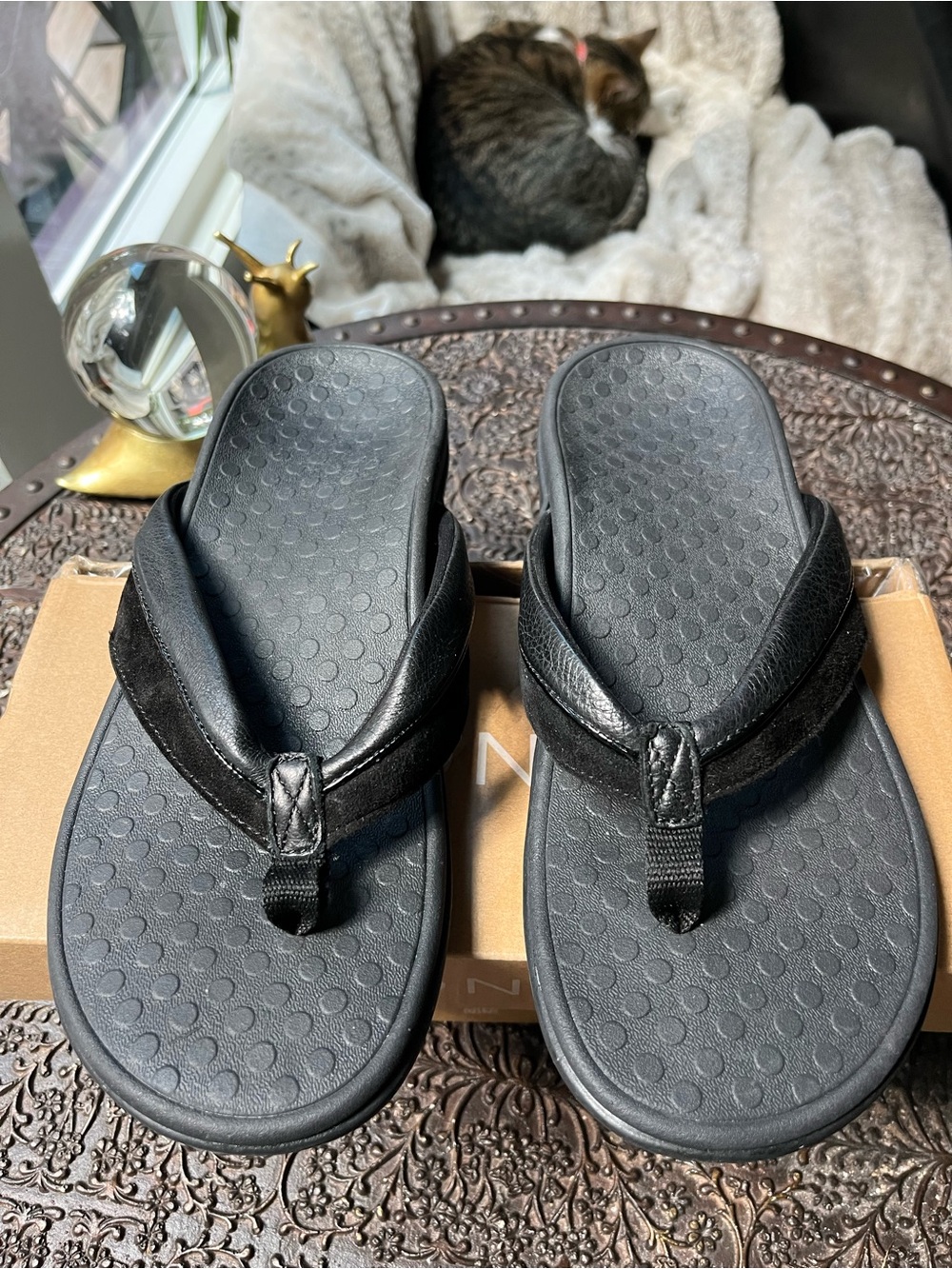 VIONIC SHORE BLACK SUEDE SANDALS 8 - Picture 6 of 8